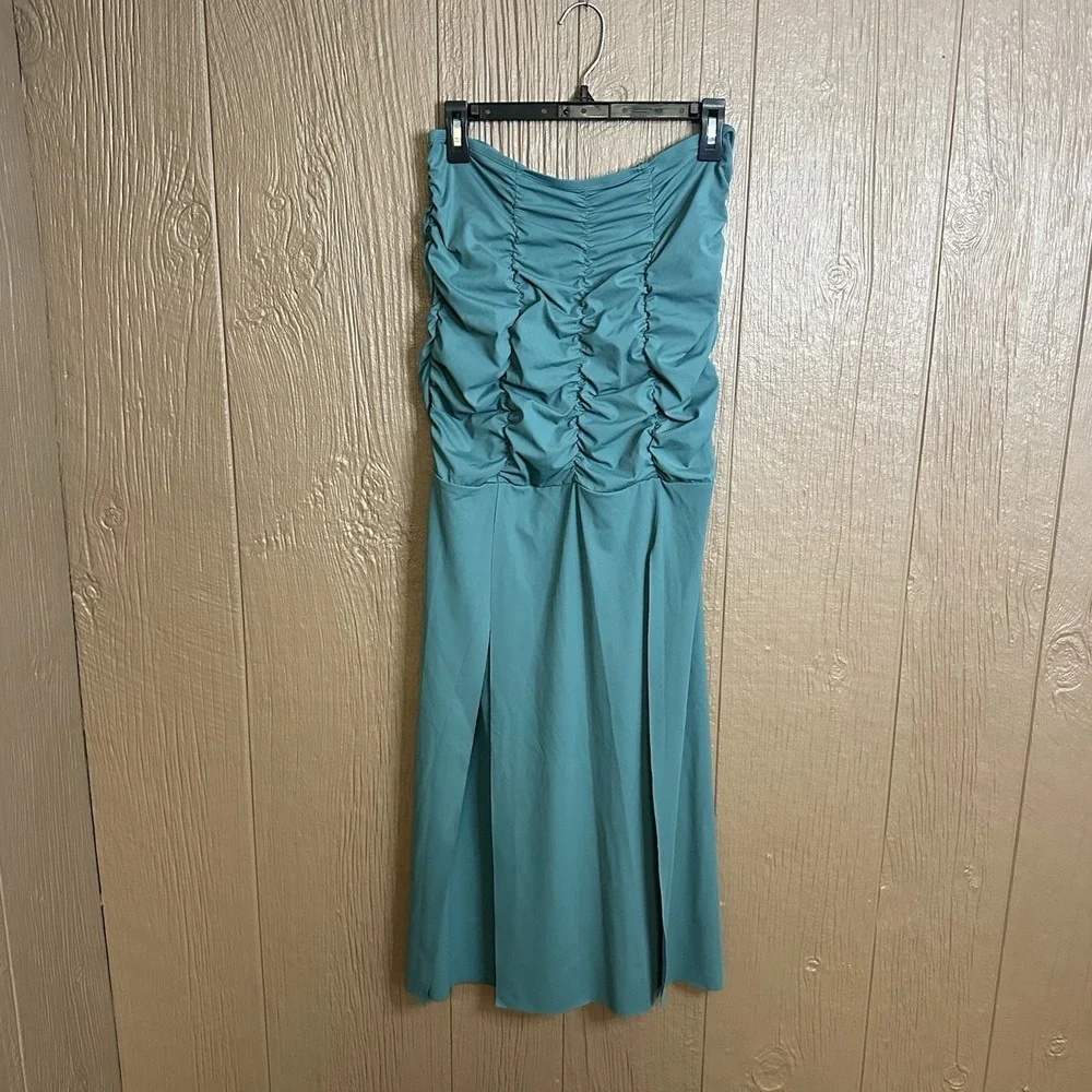 NWT Halara‎ Runched Split Skirt Deep Teal Sz M Airy Light Vacation Ready Midi